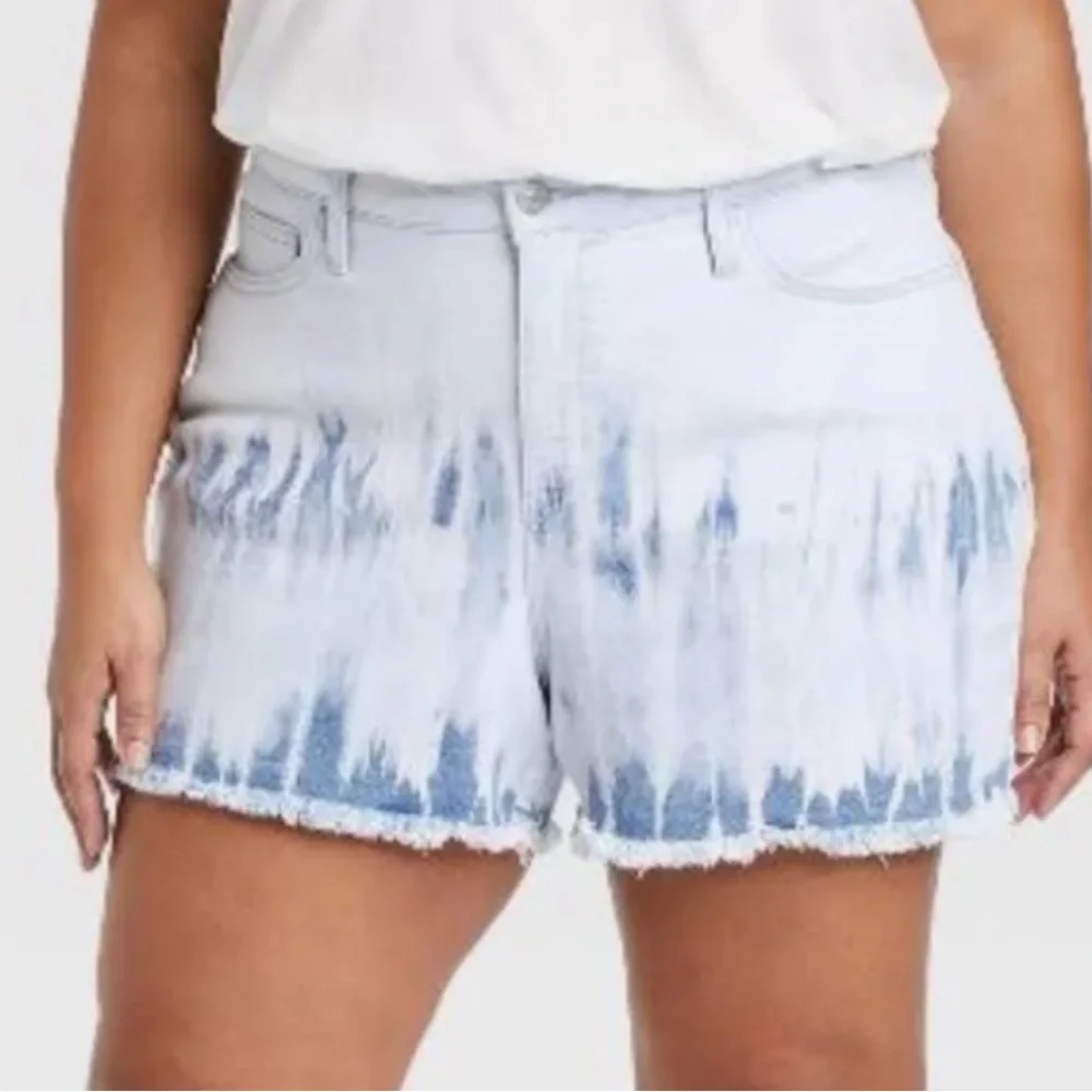 Women’s Jean’s Shorts High-Rise Midi Ava & Viv.             Tie Dye Size 22W NWT